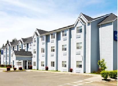 Stay Beyond Inn & Suites Elma Exterior photo