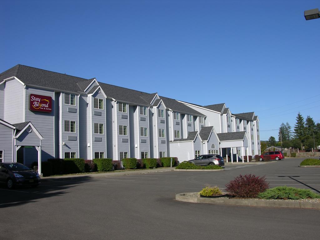 Stay Beyond Inn & Suites Elma Exterior photo