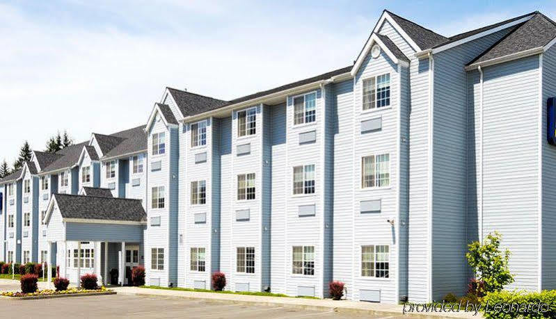 Stay Beyond Inn & Suites Elma Exterior photo